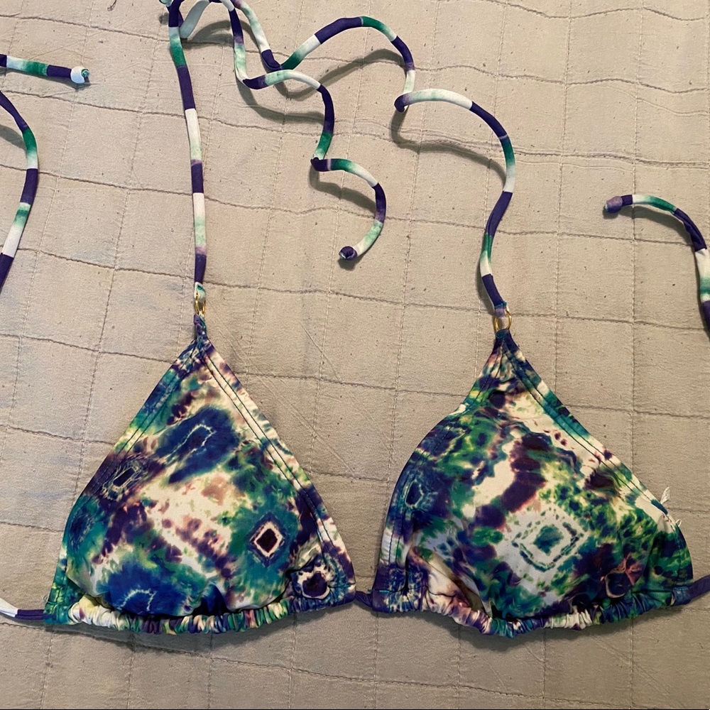 Pilyq Triangle Bikini Top